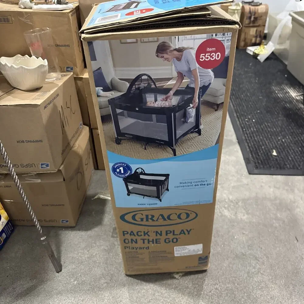 Graco Pack 'N Play® on the Go™ Playard, Kaden Item Number 5530 #